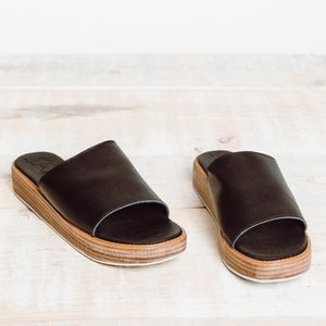 James Smith Stevie Wooden Stacked Slide